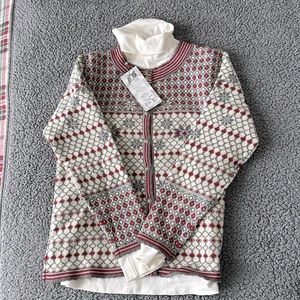 100%wool Norlender sweater with separate turtleneck. Cream/red/grey. Size L. New